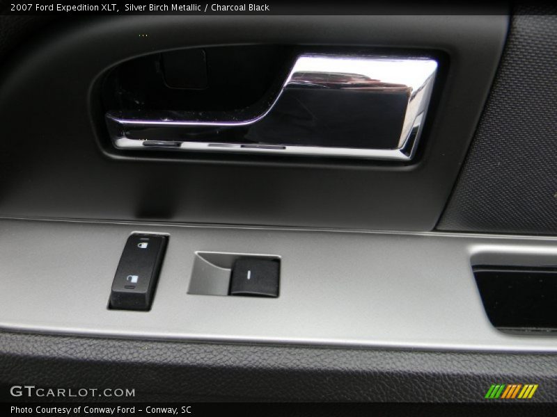Silver Birch Metallic / Charcoal Black 2007 Ford Expedition XLT