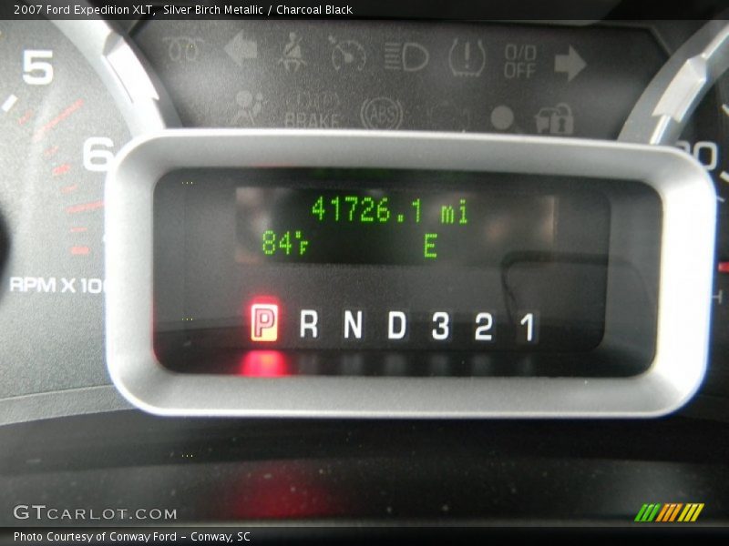 Silver Birch Metallic / Charcoal Black 2007 Ford Expedition XLT