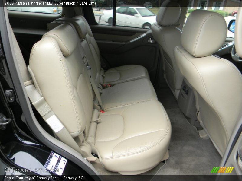 Super Black / Cafe Latte 2009 Nissan Pathfinder LE