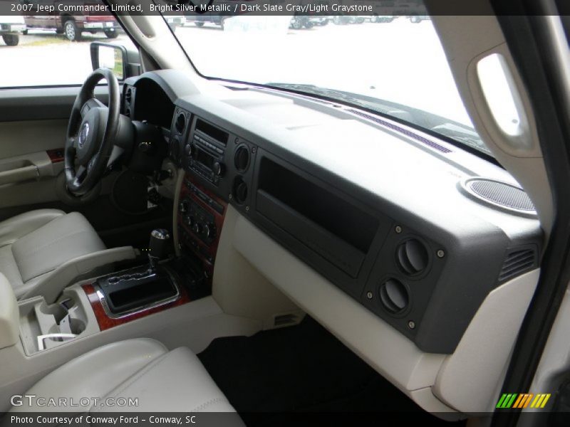 Bright Silver Metallic / Dark Slate Gray/Light Graystone 2007 Jeep Commander Limited