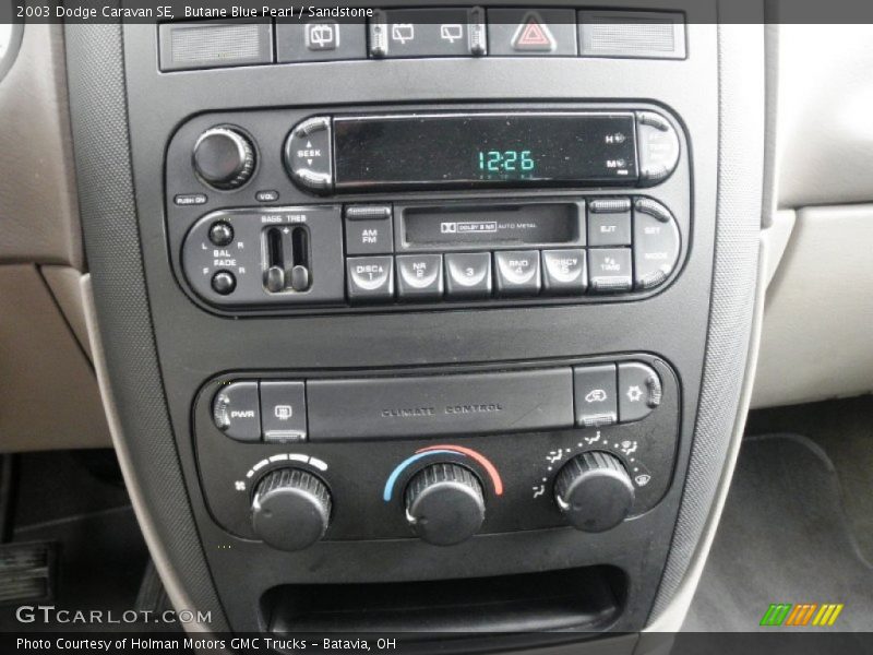 Butane Blue Pearl / Sandstone 2003 Dodge Caravan SE