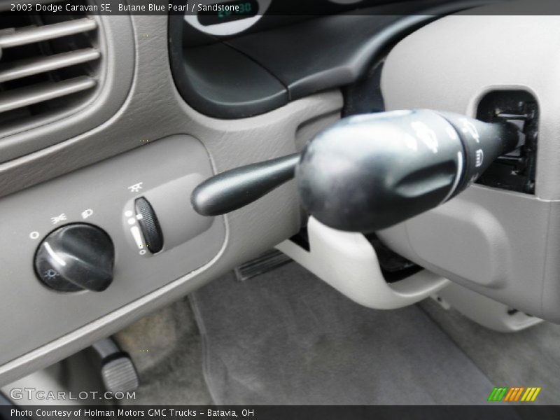 Butane Blue Pearl / Sandstone 2003 Dodge Caravan SE