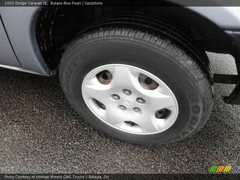 Butane Blue Pearl / Sandstone 2003 Dodge Caravan SE