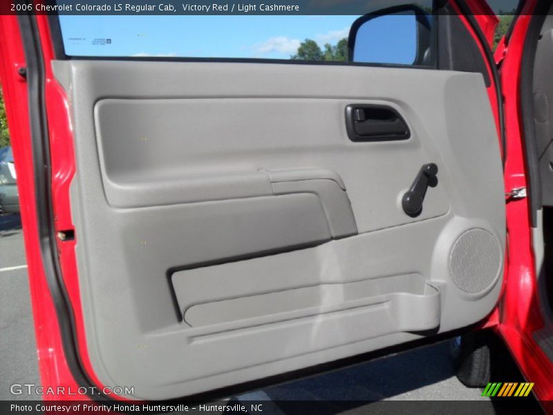 Victory Red / Light Cashmere 2006 Chevrolet Colorado LS Regular Cab