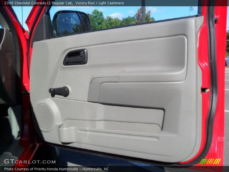 Victory Red / Light Cashmere 2006 Chevrolet Colorado LS Regular Cab