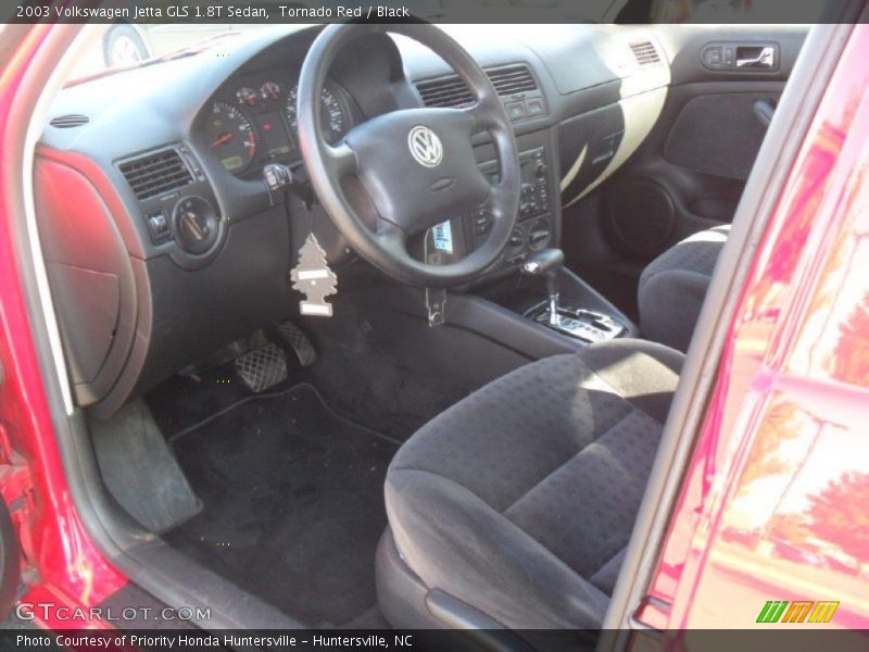 Tornado Red / Black 2003 Volkswagen Jetta GLS 1.8T Sedan