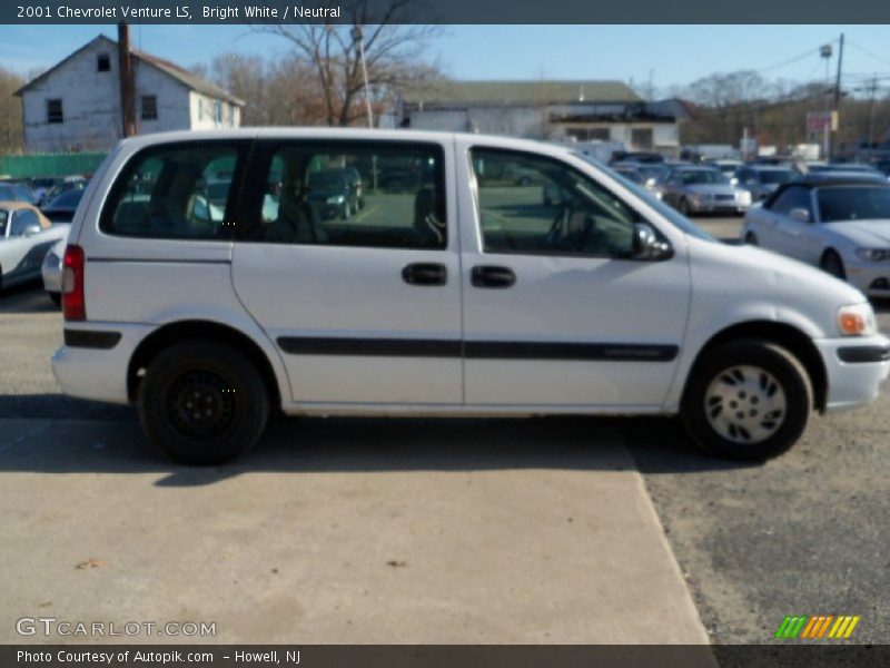 Bright White / Neutral 2001 Chevrolet Venture LS