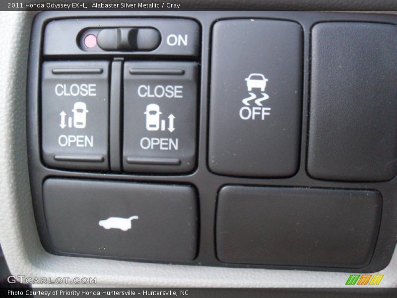 Alabaster Silver Metallic / Gray 2011 Honda Odyssey EX-L