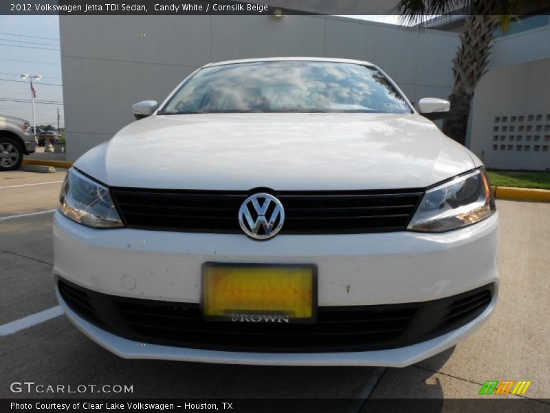 Candy White / Cornsilk Beige 2012 Volkswagen Jetta TDI Sedan
