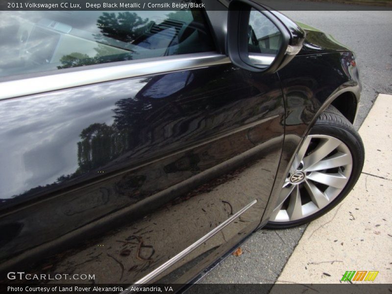 Deep Black Metallic / Cornsilk Beige/Black 2011 Volkswagen CC Lux