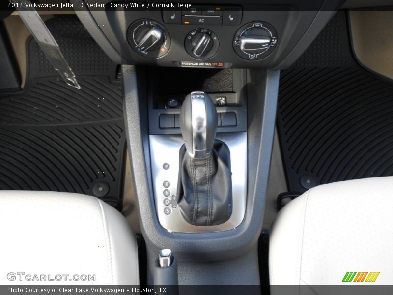 Candy White / Cornsilk Beige 2012 Volkswagen Jetta TDI Sedan