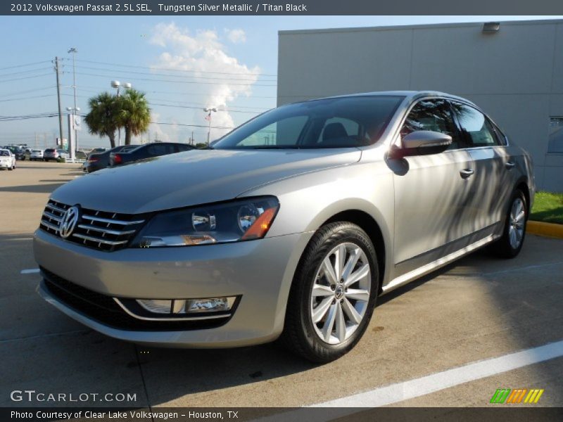 Tungsten Silver Metallic / Titan Black 2012 Volkswagen Passat 2.5L SEL