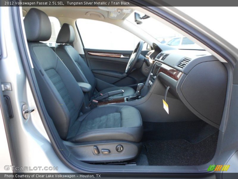 2012 Passat 2.5L SEL Titan Black Interior