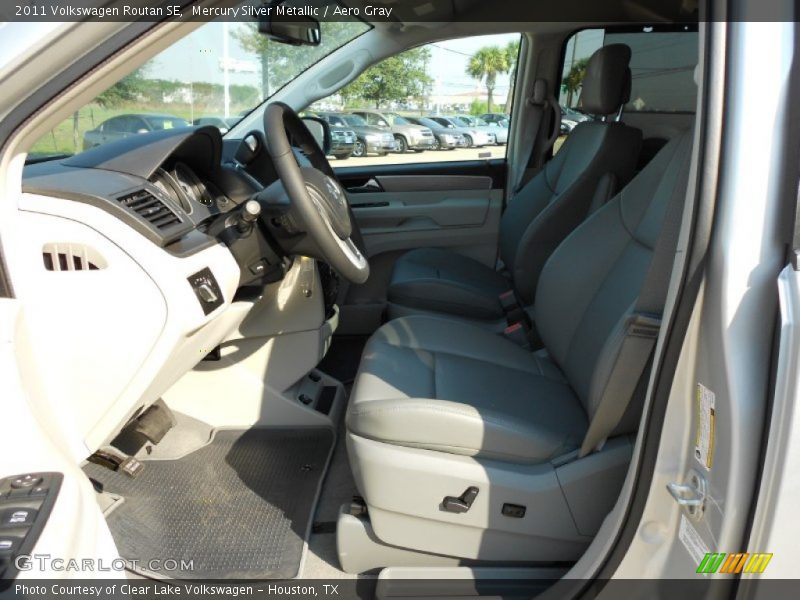 Mercury Silver Metallic / Aero Gray 2011 Volkswagen Routan SE