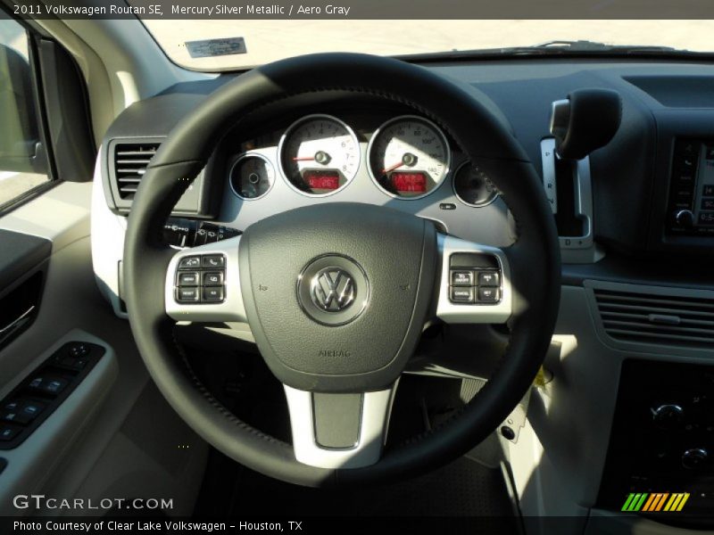 Mercury Silver Metallic / Aero Gray 2011 Volkswagen Routan SE