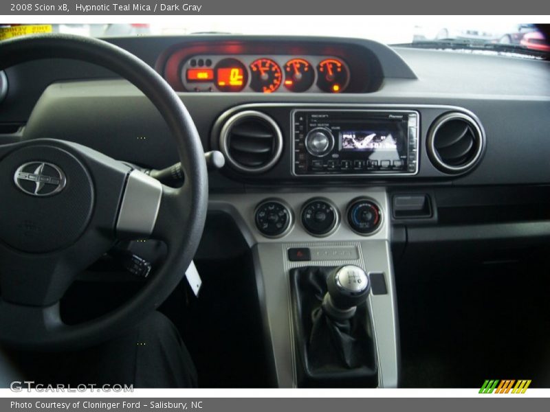Dashboard of 2008 xB 