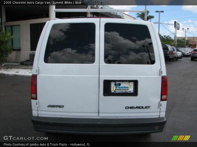 Summit White / Blue 2005 Chevrolet Astro Cargo Van