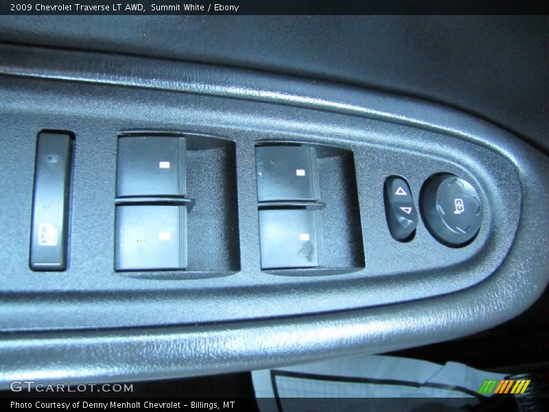 Summit White / Ebony 2009 Chevrolet Traverse LT AWD