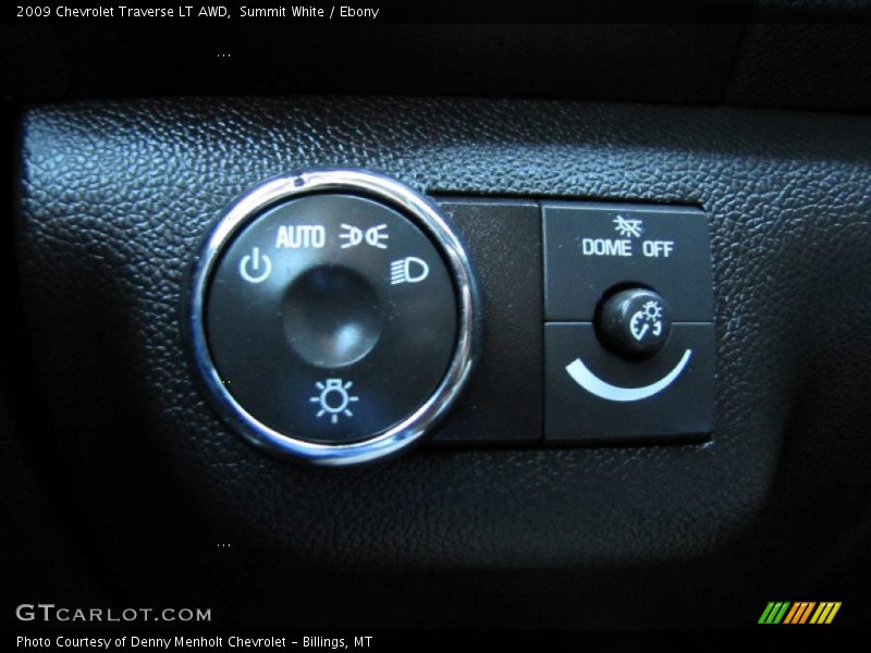 Summit White / Ebony 2009 Chevrolet Traverse LT AWD
