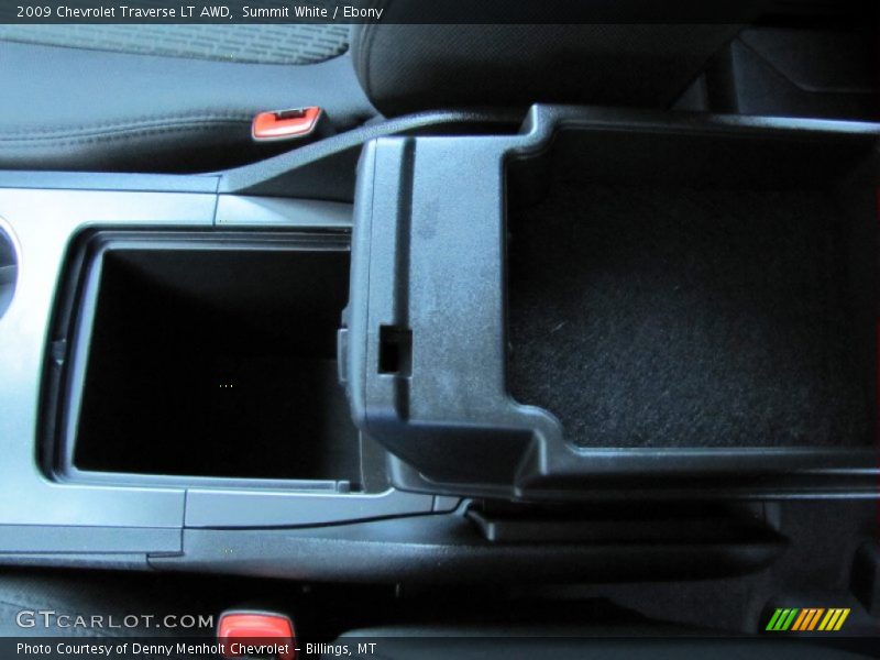 Summit White / Ebony 2009 Chevrolet Traverse LT AWD