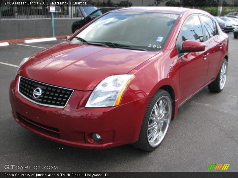 Red Brick / Charcoal 2009 Nissan Sentra 2.0 S