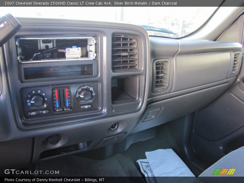 Silver Birch Metallic / Dark Charcoal 2007 Chevrolet Silverado 2500HD Classic LT Crew Cab 4x4