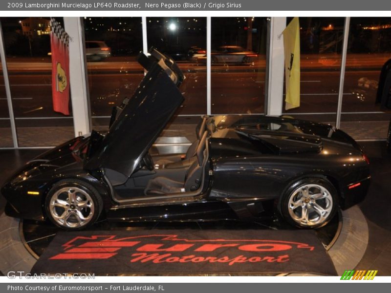 Nero Pegaso (Black) / Grigio Sirius 2009 Lamborghini Murcielago LP640 Roadster