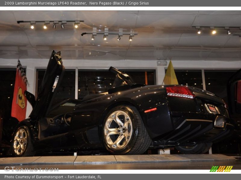 Nero Pegaso (Black) / Grigio Sirius 2009 Lamborghini Murcielago LP640 Roadster