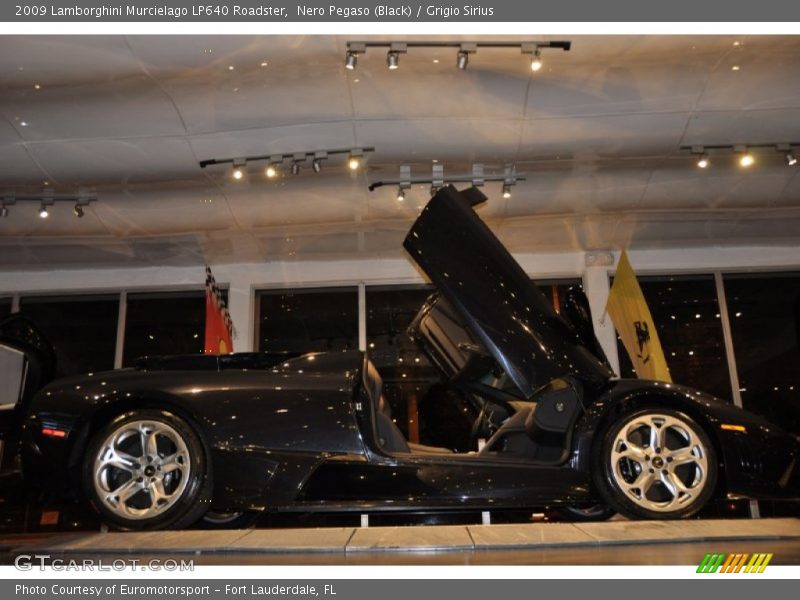 Nero Pegaso (Black) / Grigio Sirius 2009 Lamborghini Murcielago LP640 Roadster