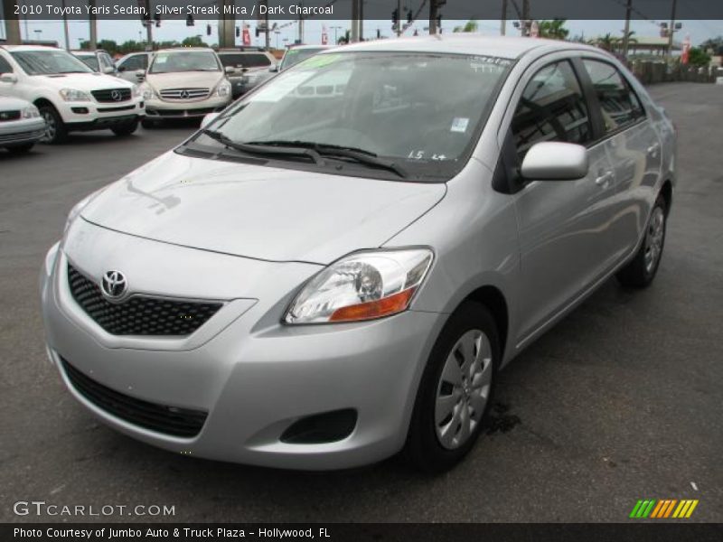 Silver Streak Mica / Dark Charcoal 2010 Toyota Yaris Sedan