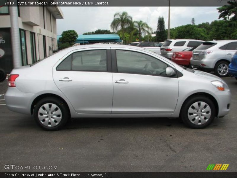 Silver Streak Mica / Dark Charcoal 2010 Toyota Yaris Sedan