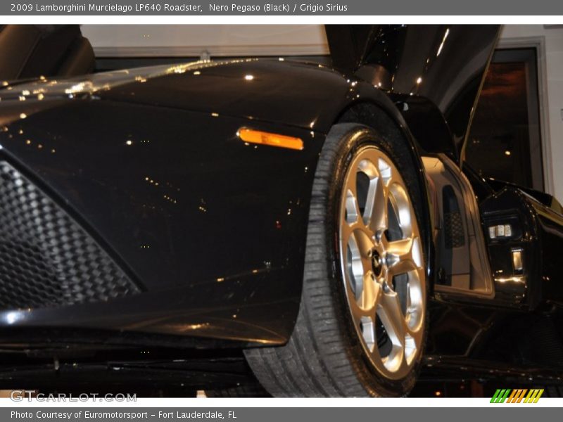 Nero Pegaso (Black) / Grigio Sirius 2009 Lamborghini Murcielago LP640 Roadster