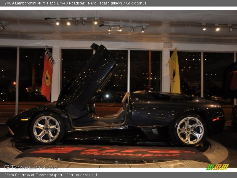 Nero Pegaso (Black) / Grigio Sirius 2009 Lamborghini Murcielago LP640 Roadster