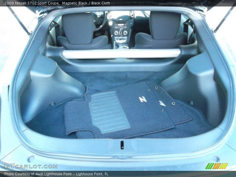 Magnetic Black / Black Cloth 2009 Nissan 370Z Sport Coupe