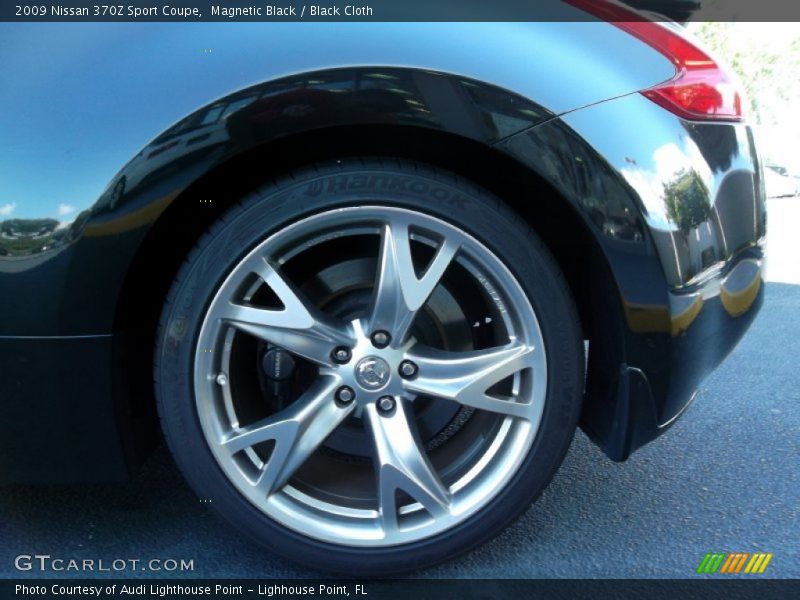 Magnetic Black / Black Cloth 2009 Nissan 370Z Sport Coupe