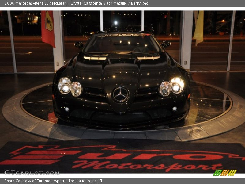 Crystal Cassiterite Black Metallic / Berry Red 2006 Mercedes-Benz SLR McLaren