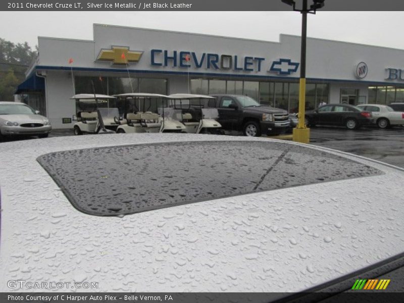 Silver Ice Metallic / Jet Black Leather 2011 Chevrolet Cruze LT