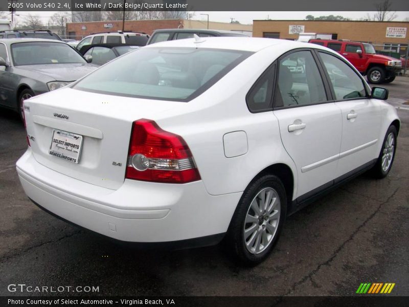 Ice White / Dark Beige/Quartz Leather 2005 Volvo S40 2.4i