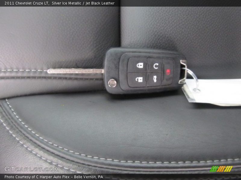 Silver Ice Metallic / Jet Black Leather 2011 Chevrolet Cruze LT