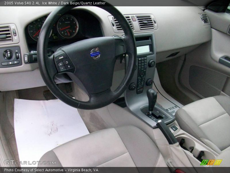 Ice White / Dark Beige/Quartz Leather 2005 Volvo S40 2.4i