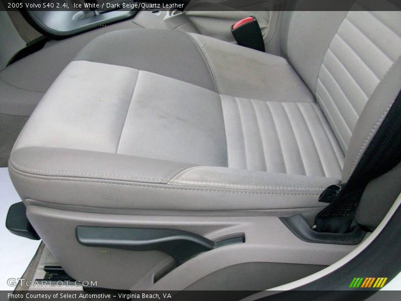 Ice White / Dark Beige/Quartz Leather 2005 Volvo S40 2.4i