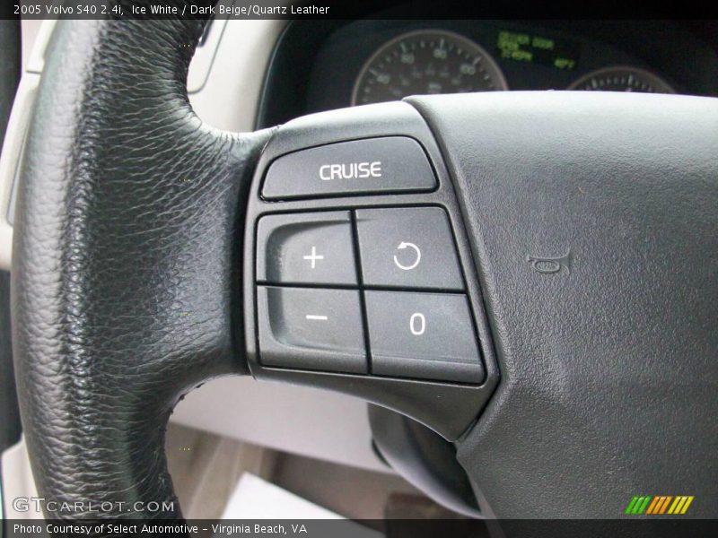 Ice White / Dark Beige/Quartz Leather 2005 Volvo S40 2.4i