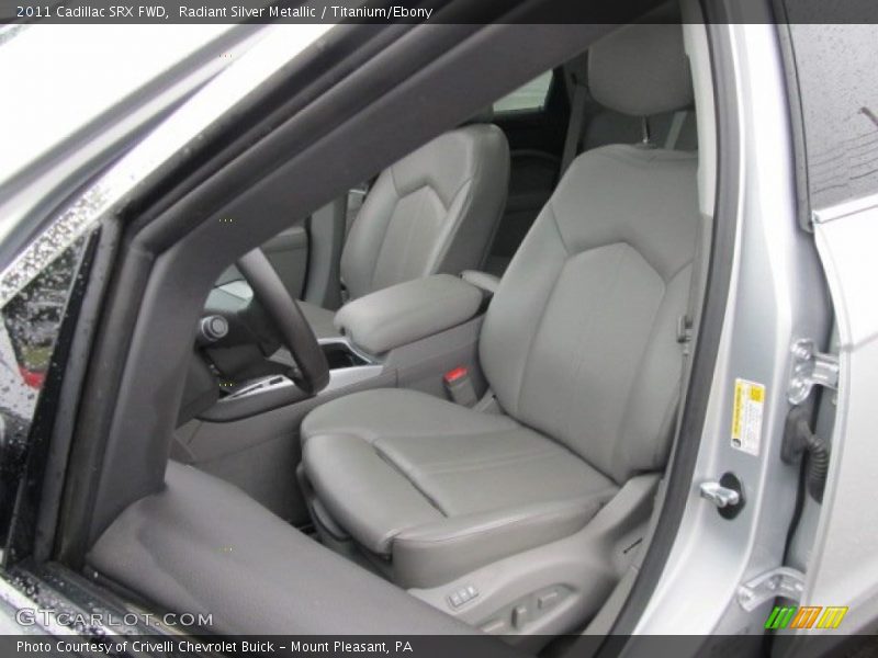 Radiant Silver Metallic / Titanium/Ebony 2011 Cadillac SRX FWD