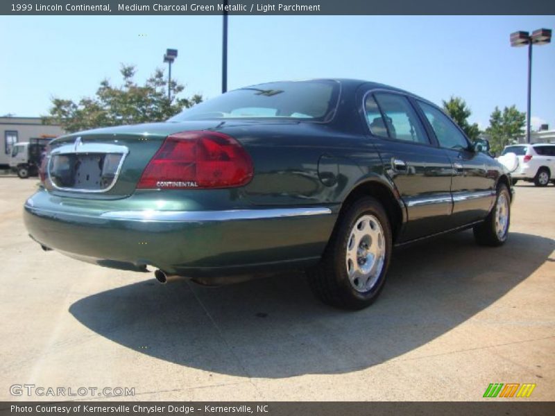Medium Charcoal Green Metallic / Light Parchment 1999 Lincoln Continental