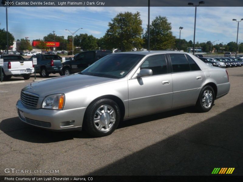 Light Platinum / Dark Gray 2005 Cadillac DeVille Sedan
