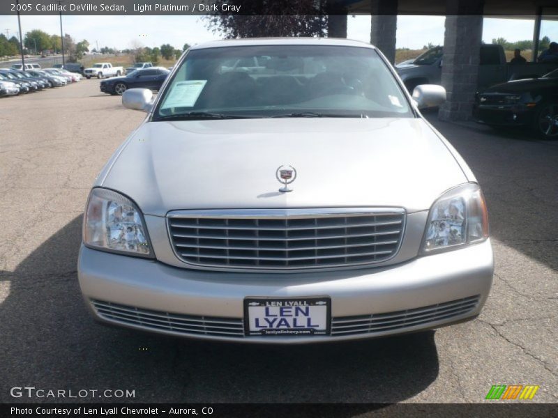 Light Platinum / Dark Gray 2005 Cadillac DeVille Sedan