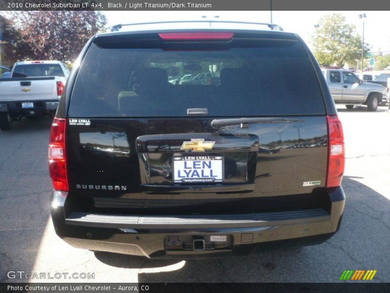 Black / Light Titanium/Dark Titanium 2010 Chevrolet Suburban LT 4x4