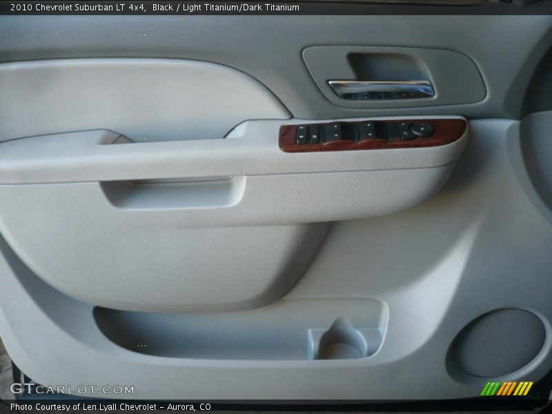 Black / Light Titanium/Dark Titanium 2010 Chevrolet Suburban LT 4x4