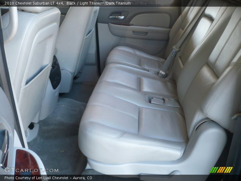 Black / Light Titanium/Dark Titanium 2010 Chevrolet Suburban LT 4x4