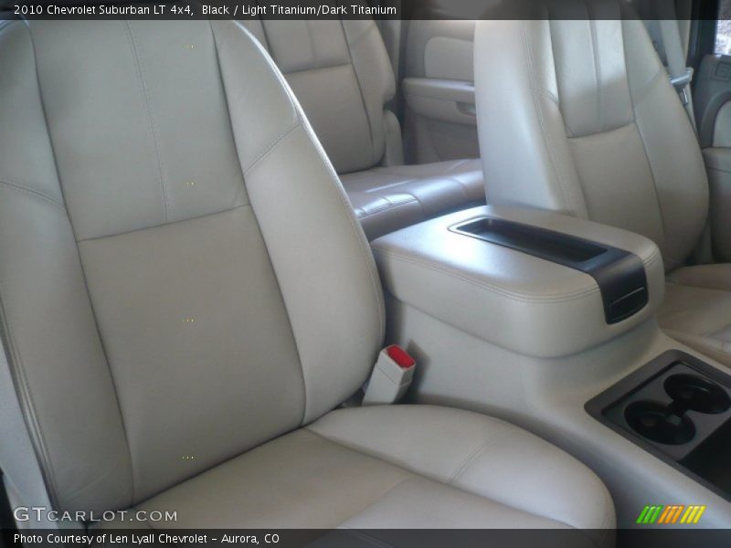 Black / Light Titanium/Dark Titanium 2010 Chevrolet Suburban LT 4x4